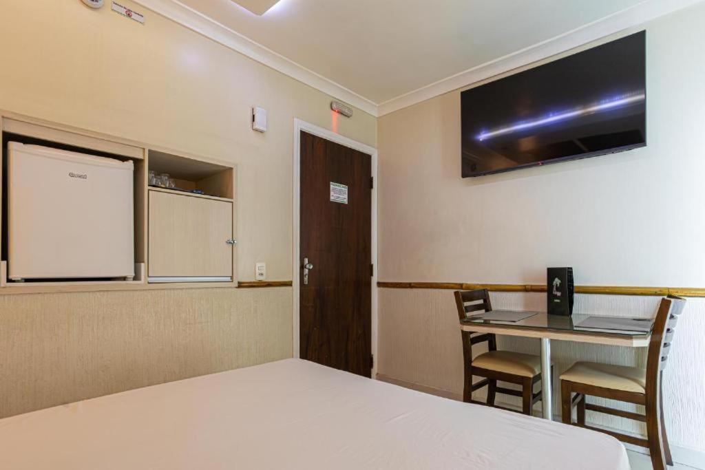 Hotel Coqueiros 6 Carapicuíba Esterno foto